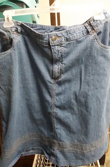 COPY - CJ Banks jean skirt - size 18W - Picture 1 of 3